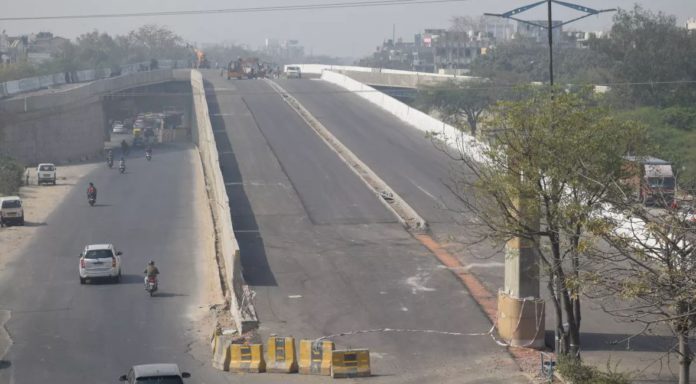 Ashram flyover