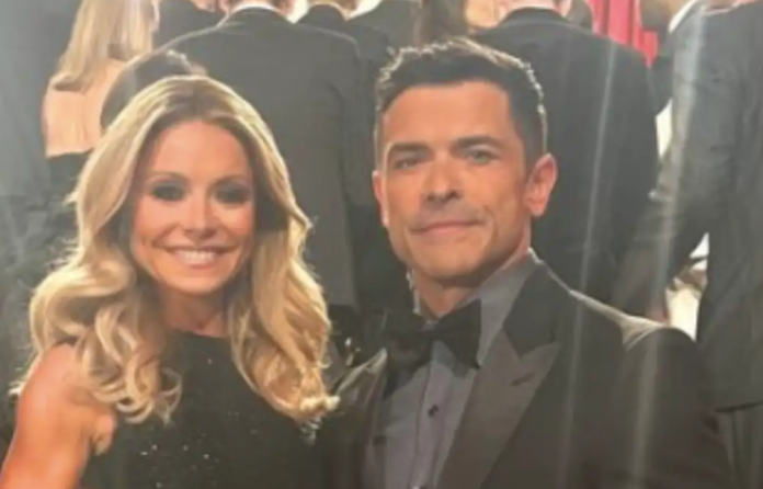 Kelly Ripa and Mark Consuelos