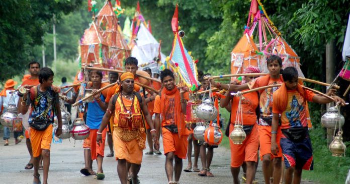 कांवड़ यात्रा के दौरान ड्रोन और हेलीकॉप्टर पर लगी रोक