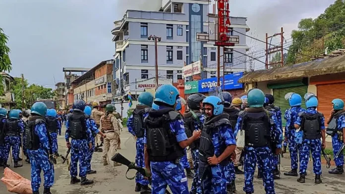 म्यांमार के रास्ते पहुंचाए जा रहे हथियार